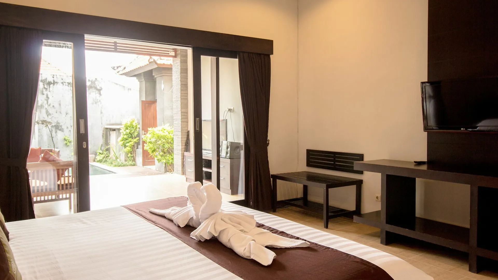 Transera Kirana Villas Seminyak Seminyak (Bali)