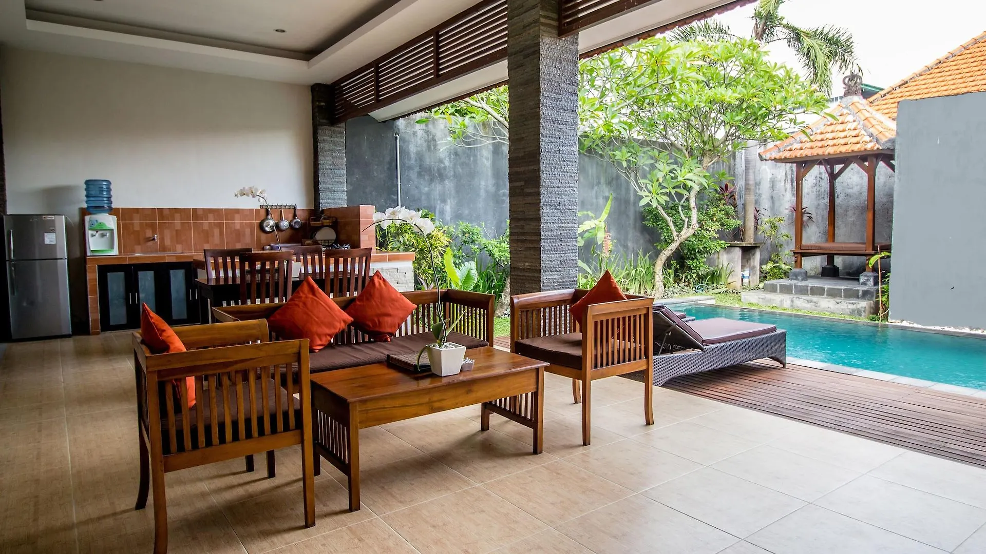 Transera Kirana Villas Seminyak