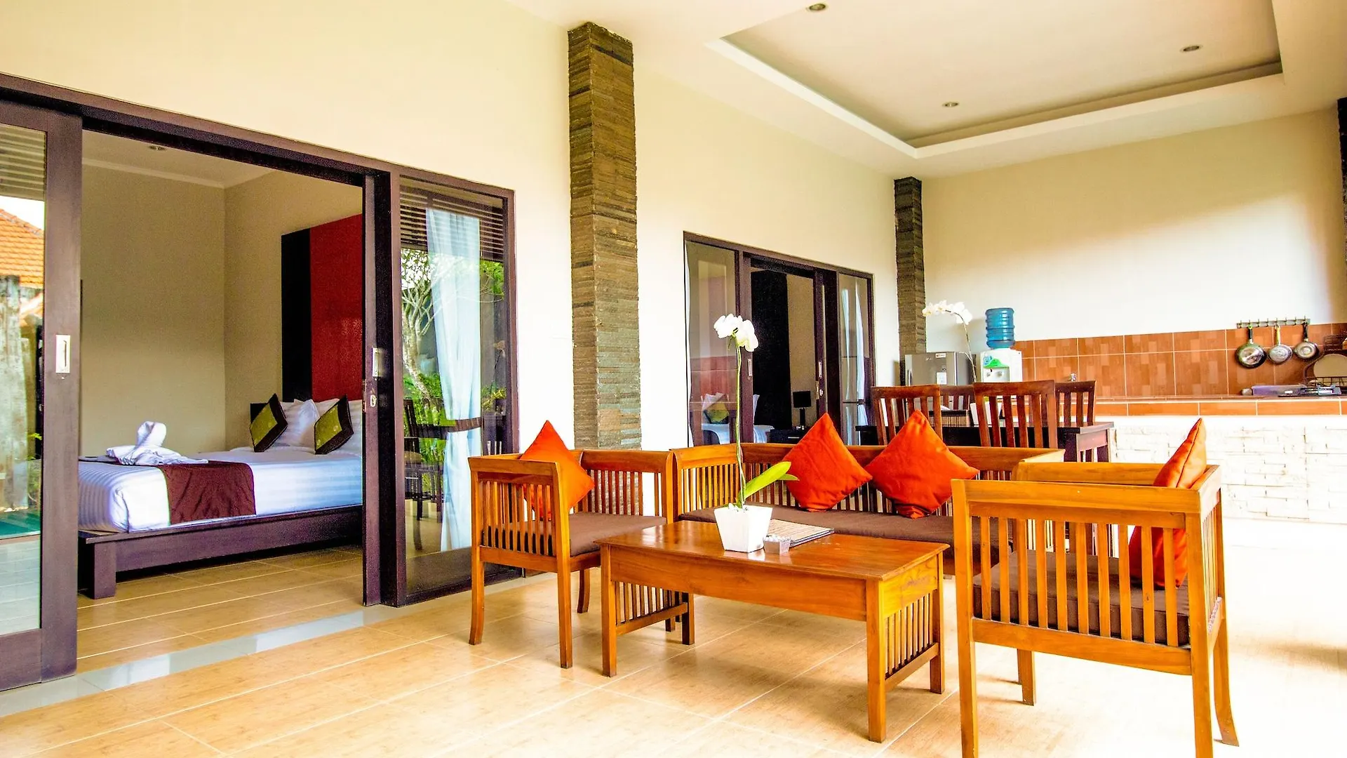 Transera Kirana Villas Seminyak Indonésie